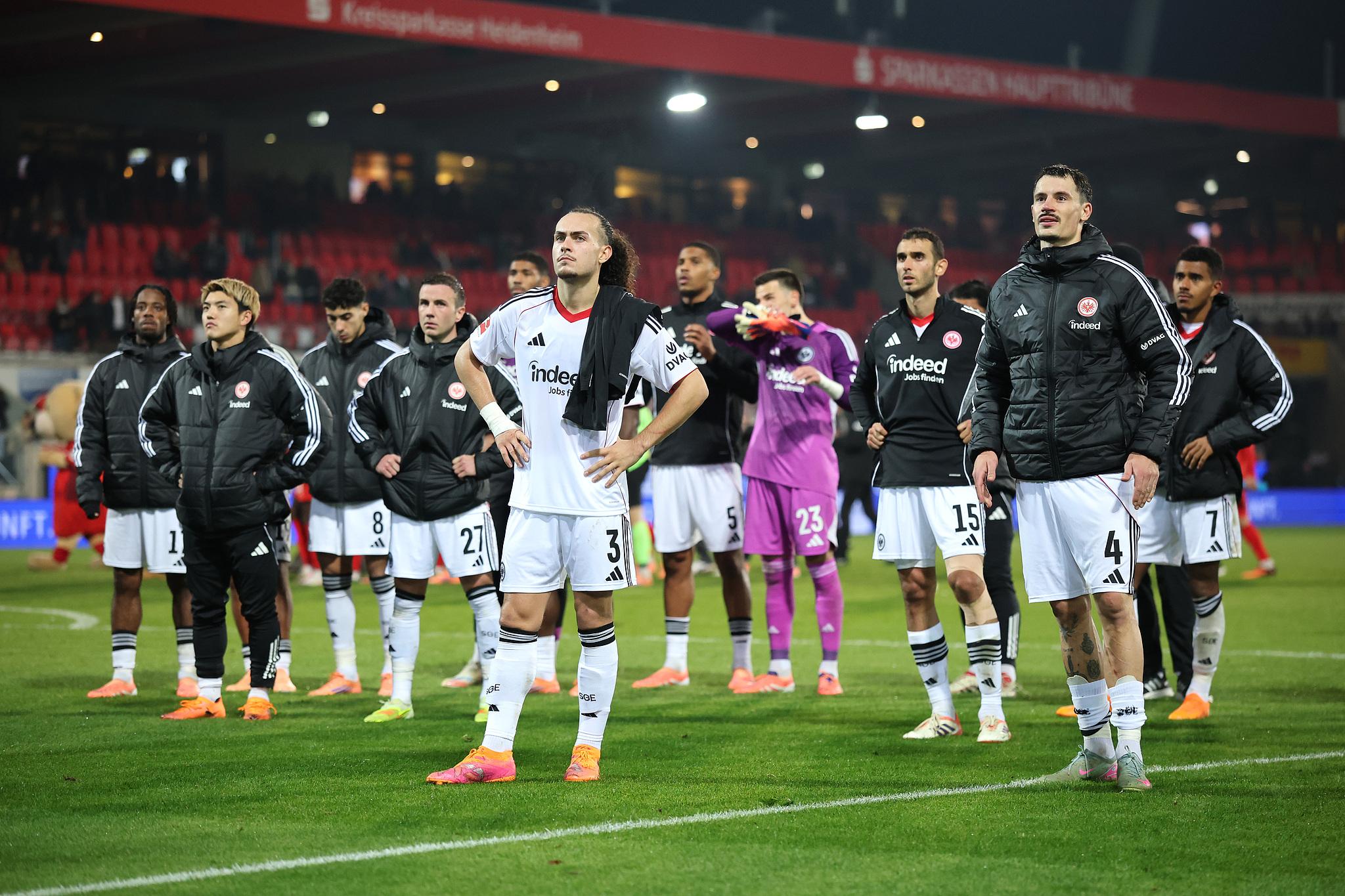 天博-失去明星前锋埃基蒂克和马尔穆什,法兰克福步履维艰