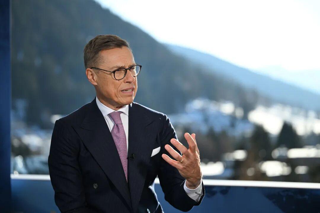 天博-芬兰总统“出招”：邀特朗普蒸桑拿，帮助解决格陵兰岛的复杂局势；他曾将特朗普与泽连斯基的争吵比作婚姻中的争执，呼吁双方回到谈判桌前